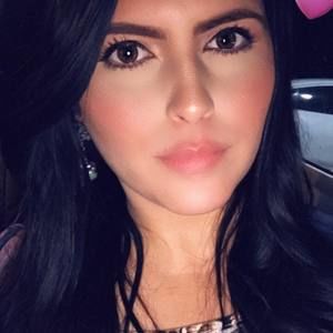 Meet your Posher, Vanessa